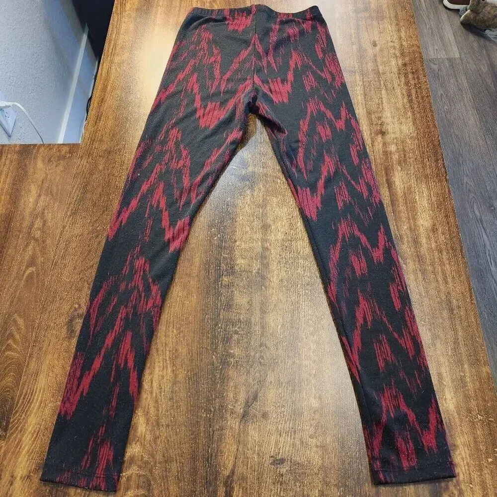 Nollie 2000s emo leggings